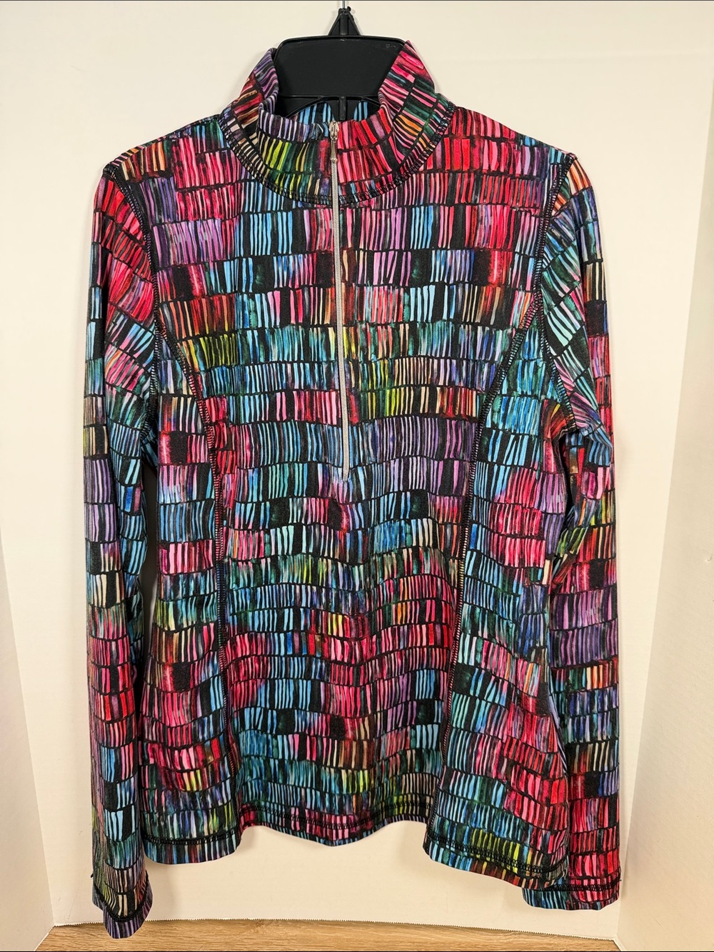 Snoskins Microfiber multicolor half-zip athletic top base layer snow sports